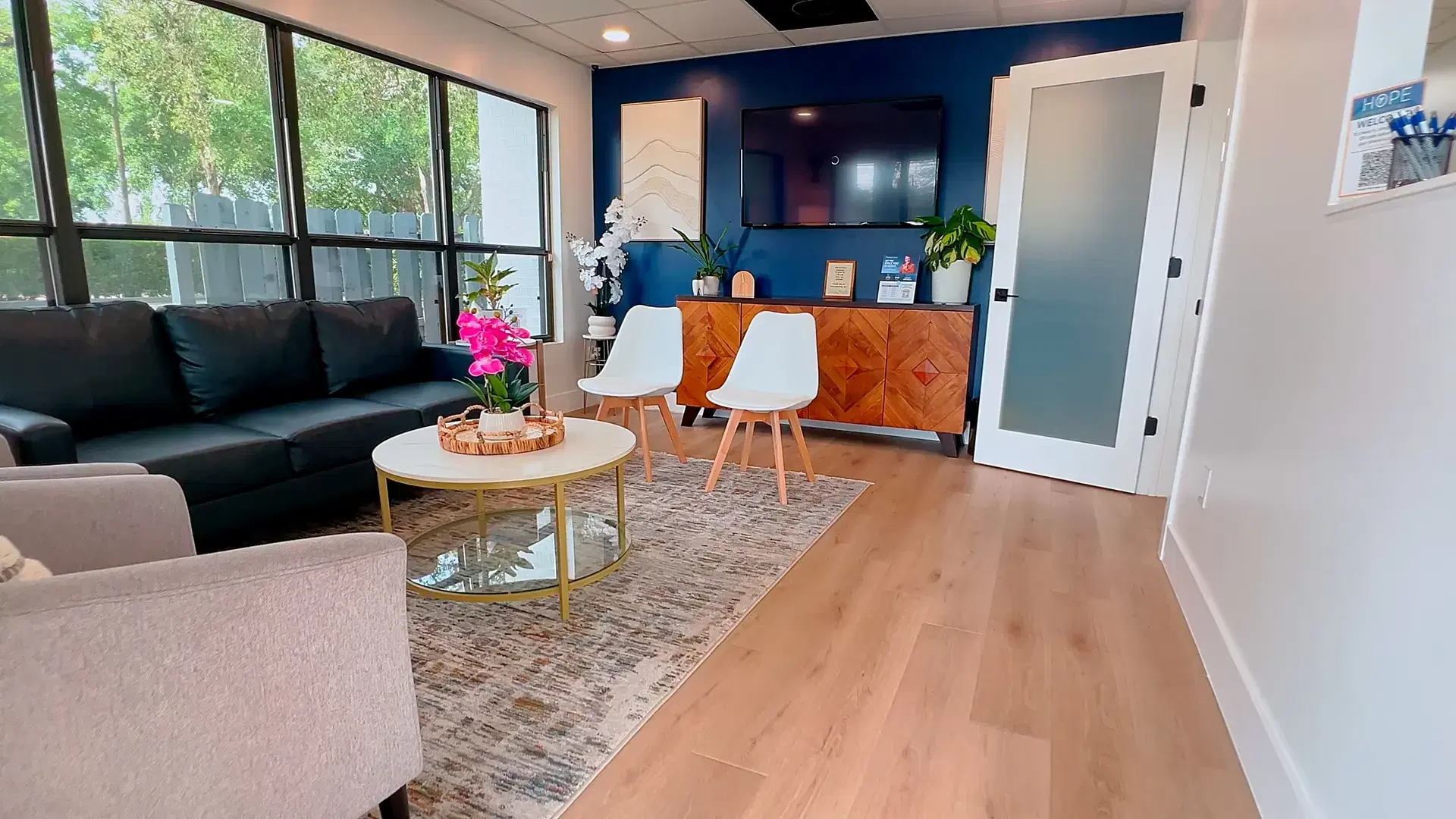 Comfortable, modern reception area at Hope Dental Implant Center in Maitland, FL